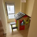 Cozy Modern 3 Bedroom Apartment